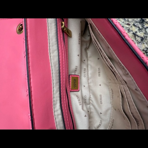 Pink Guess Giully convertible crossbody flap bag. - Picture 8 of 10
